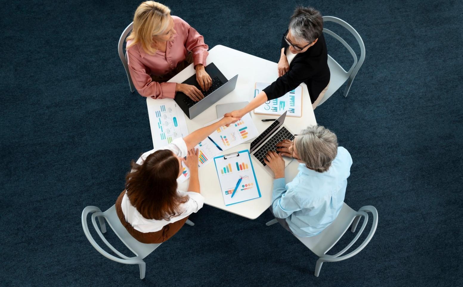 Représentation symbolique de l'expertise économique